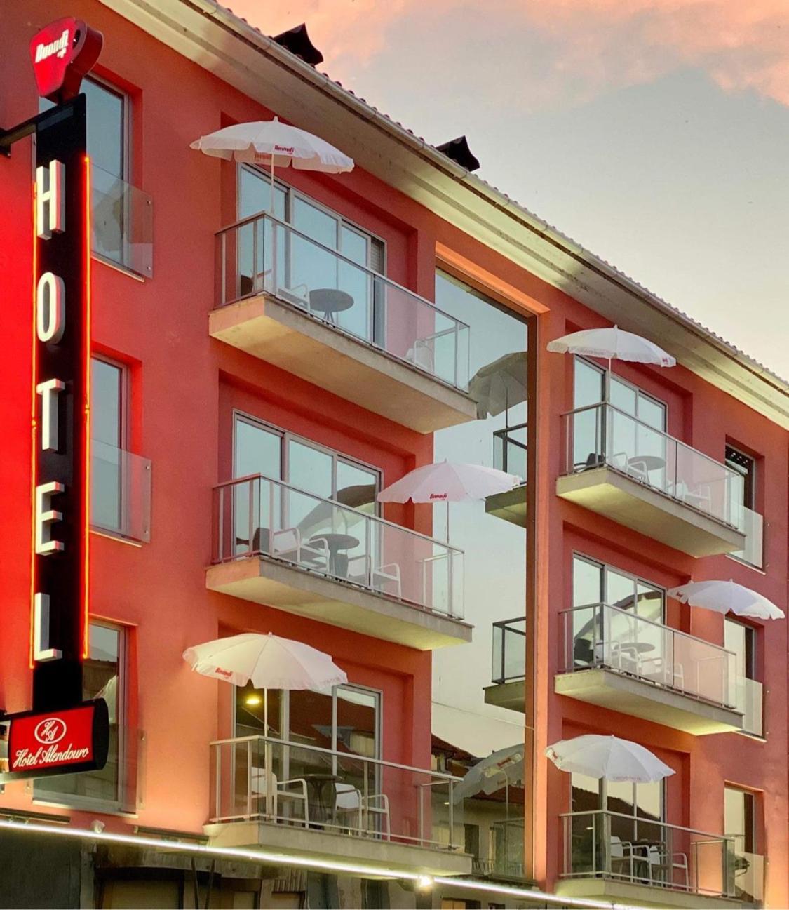 Hotel Alendouro マセド・デ・カヴァレイロス エクステリア 写真